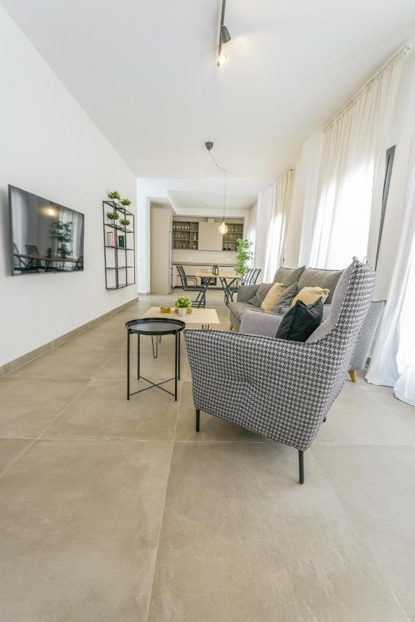 Moott Homes Suites Casa De Los Leones Apto 1 Almería Eksteriør billede